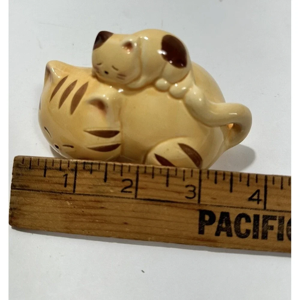 Vintage‎ Small Cat With Baby Coin Bank 3.5